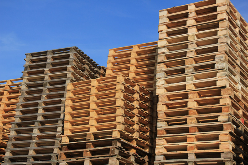 repairing-wooden-pallets - All Pallets